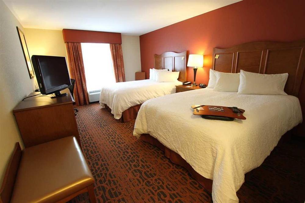 Hampton Inn Clinton Quarto foto