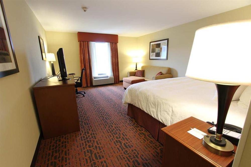 Hampton Inn Clinton Quarto foto